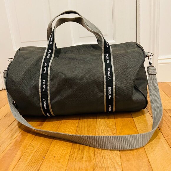 Nomura Banker Duffle Bag 17" NEW, Authentic VERY RARE~! - Picture 2 of 16